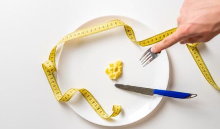 How To Lose A Pound A Day - eat small portions