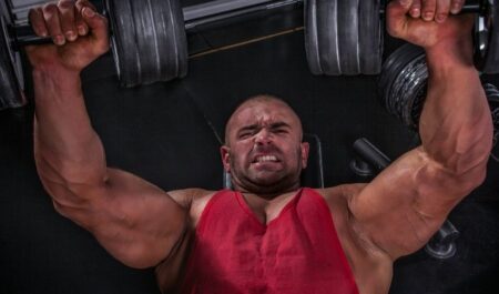 Wide Grip Bench Press - muscle improvement