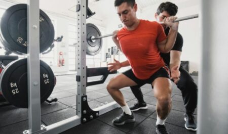 high bar vs low bar squat - low bar squats