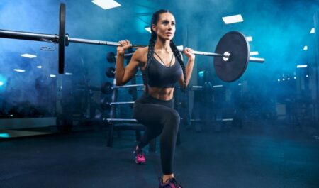 What Muscles Do Lunges Work - Lunge With Weights