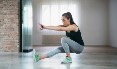 How To Do Squats Properly - One-Legged Squat