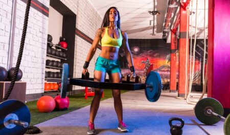 Benefits Of Doing Deadlifts - Hex Bar Deadlift.