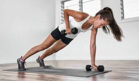 Plank Variations Core Exercises - Plank with dumbbell row