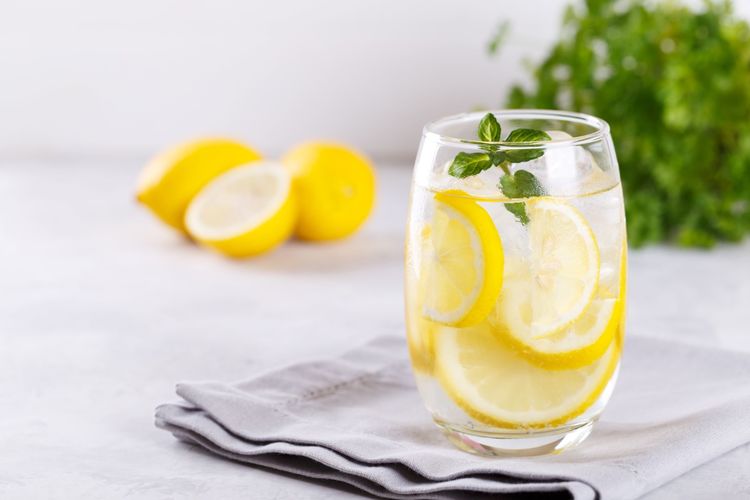 lemon water for belly fat