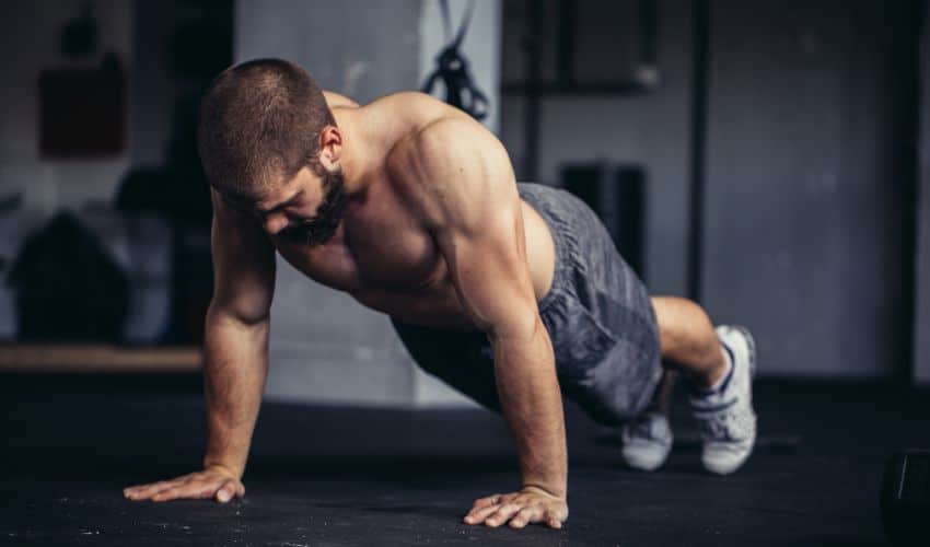the best bodyweight workout routine - Push ups