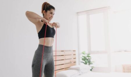 Upright Row workout with resistance band